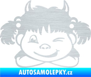 Samolepka Dítě v autě 056 levá holčička čertice škrábaný hliník