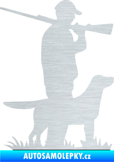 Samolepka Myslivec 005 pravá se psem na lovu škrábaný hliník