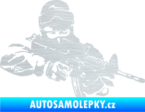 Samolepka Voják 009 pravá škrábaný hliník