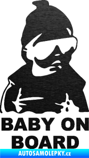 Samolepka Baby on board 002 pravá s textem miminko s brýlemi škrábaný kov černý