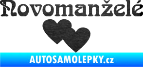 Samolepka Novomanželé 001 nápis se srdíčky škrábaný kov černý