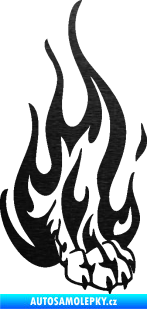 Samolepka Tlapa v plamenech pravá škrábaný kov černý