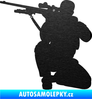 Samolepka Voják 010 levá sniper škrábaný kov černý