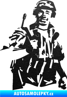 Samolepka Voják 014 pravá škrábaný kov černý