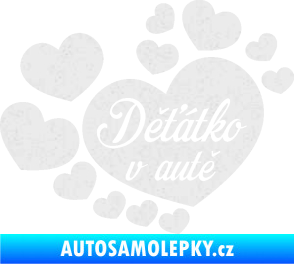 Samolepka Dítě v autě 092 nápis děťátko v autě se srdíčky Ultra Metalic bílá