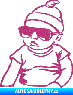 Samolepka Baby on board 003 levá miminko s brýlemi Ultra Metalic růžová