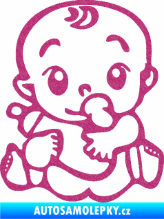 Samolepka Dítě v autě 069 levá mimčo s lahvičkou Ultra Metalic růžová