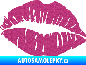 Samolepka Pusa 002 levá otisk rtů Ultra Metalic růžová