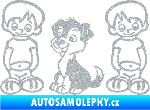 Samolepka Dítě v autě 103 levá dva kluci a pes Ultra Metalic stříbrná metalíza