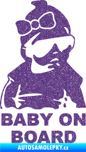 Samolepka Baby on board 001 pravá s textem miminko s brýlemi a s mašlí Ultra Metalic fialová