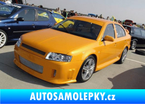Samolepka Škoda Octavia 1 - přední 3D karbon bílý