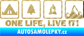 Samolepka One life, live it kempování s nápisem 3D karbon zlatý