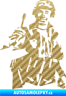 Samolepka Voják 014 pravá 3D karbon zlatý