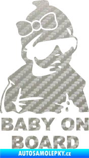 Samolepka Baby on board 001 pravá s textem miminko s brýlemi a s mašlí 3D karbon stříbrný
