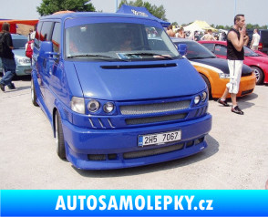 Samolepka Volkswagen Transporter - přední 3D karbon černý