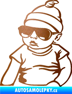 Samolepka Baby on board 003 levá miminko s brýlemi měděná metalíza