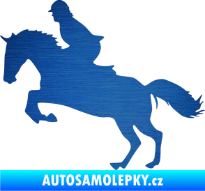 Samolepka Kůň 014 levá skok s jezdcem škrábaný kov modrý