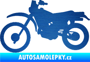 Samolepka Motorka 046 levá škrábaný kov modrý