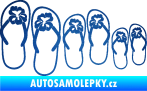 Samolepka Rodina v autě botičky 002 škrábaný kov modrý