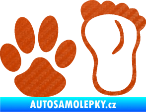 Samolepka Dítě v autě 061 pravá nožička s tlapkou 3D karbon oranžový
