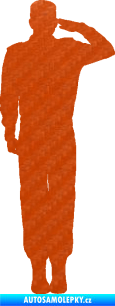 Samolepka Voják 012 pravá salutuje 3D karbon oranžový