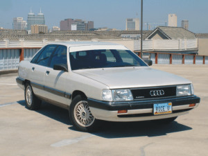 Audi 100 - přední