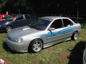 Ford Mondeo 2000 - přední