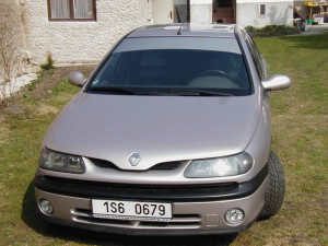 Renault Laguna 97 - přední