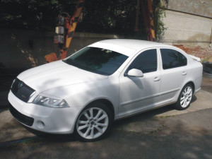 Škoda Octavia 2 - přední